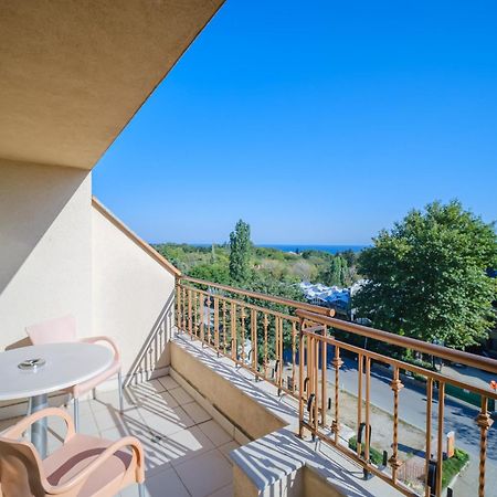 Family Hotel Classic Varna ห้อง รูปภาพ