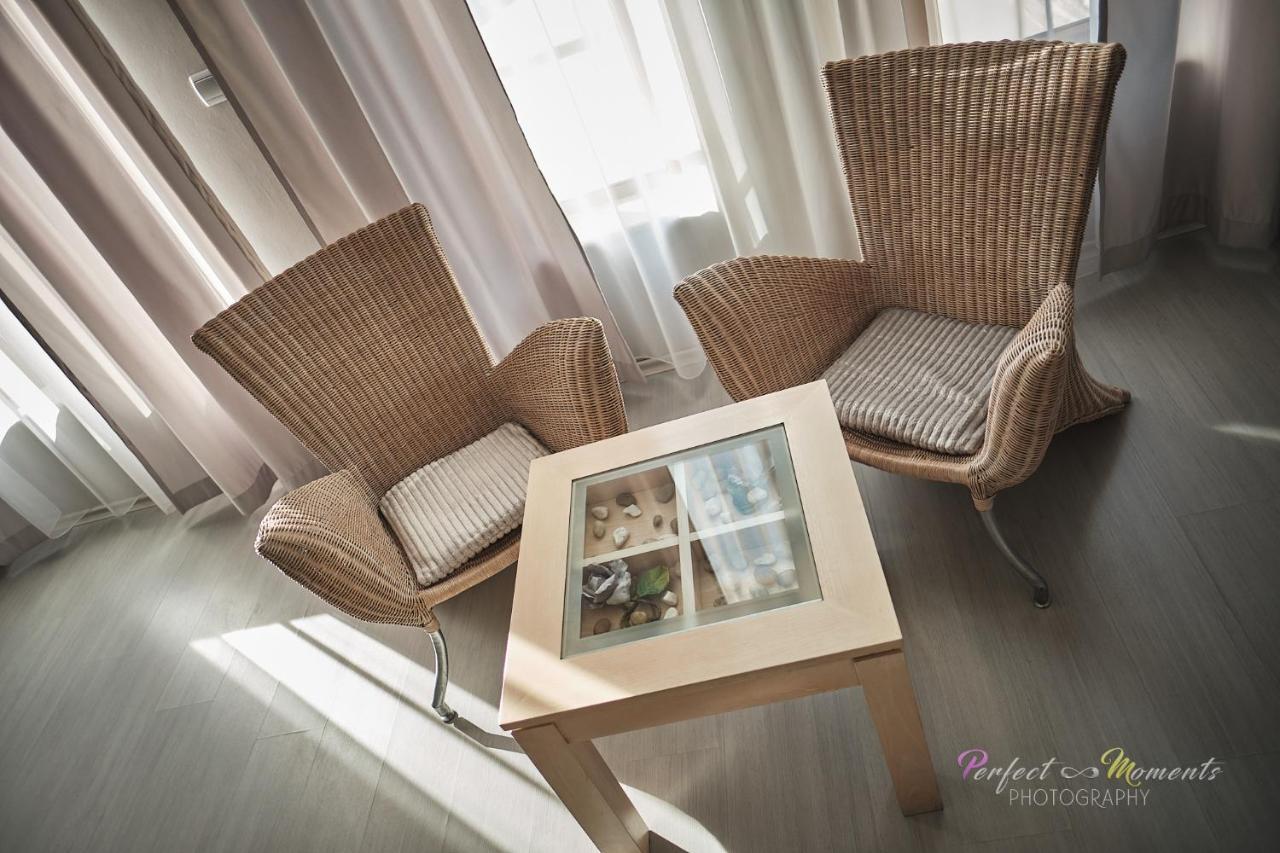 Family Hotel Classic Varna ภายนอก รูปภาพ